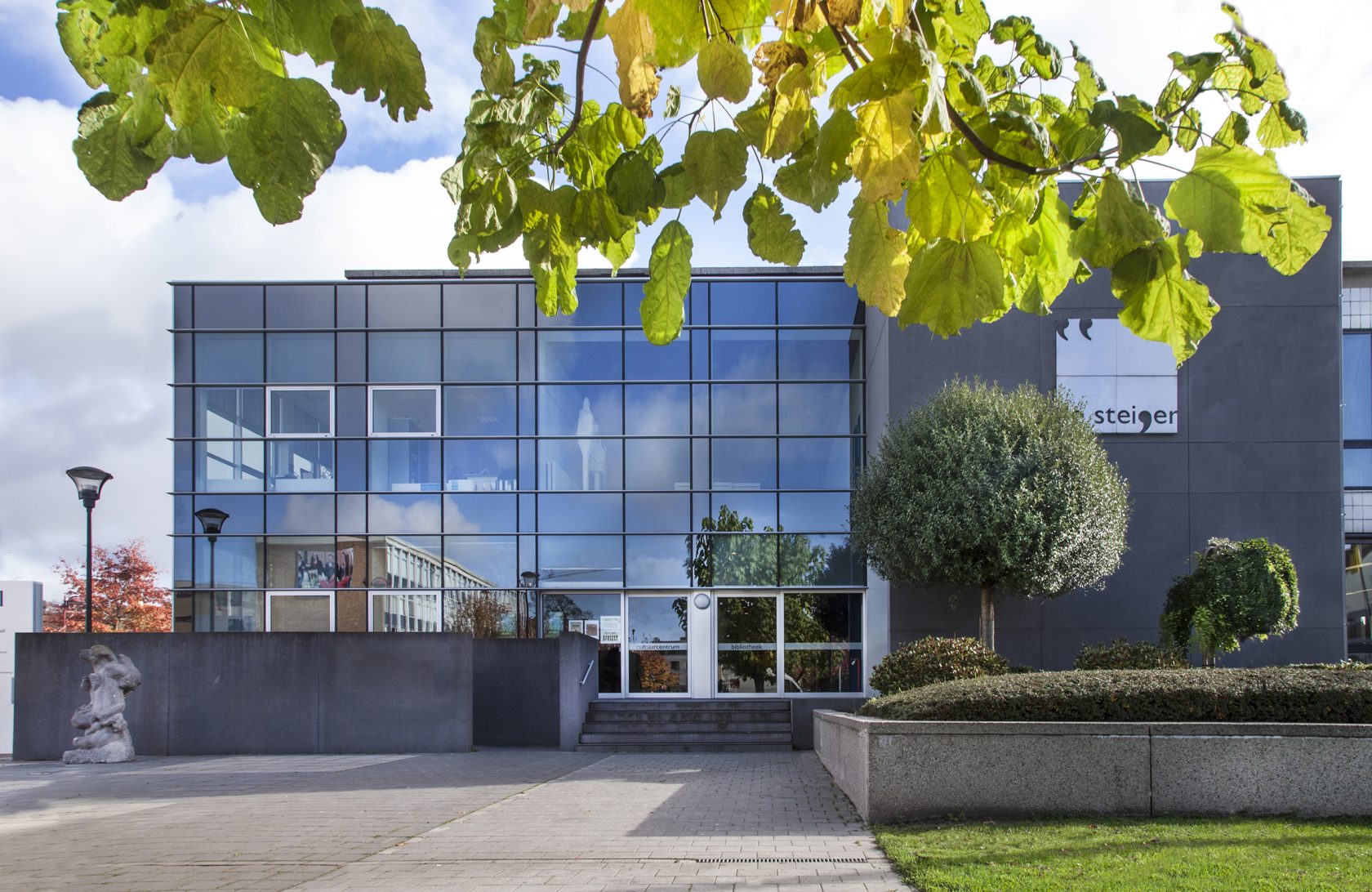 Cultureel Centrum 'De Steiger' Menen - architectuur